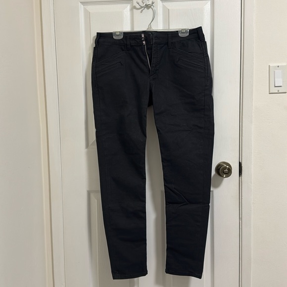 Sale! 5.11 Tactical Women’s Jeans - Picture 1 of 3